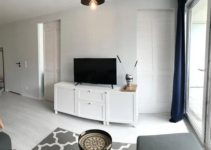 Harcerska-parking W Garazu Podziemnym W Cenie * Władysławowo